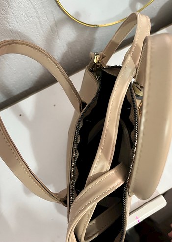 Zara Bej Deri Fermuarlı Kadın Çanta - Görsel 2