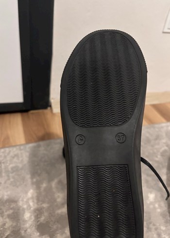 Siyah Kadın Botu - Görsel 6