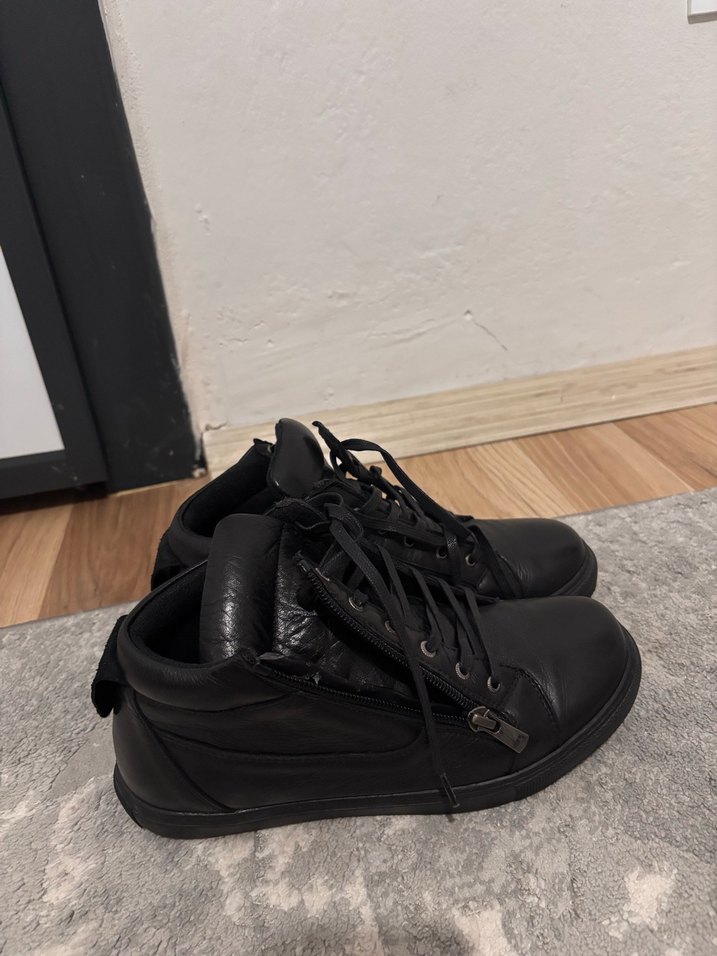 Siyah Kadın Botu - Görsel 5