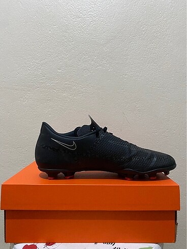 42 Beden Nike krampon
