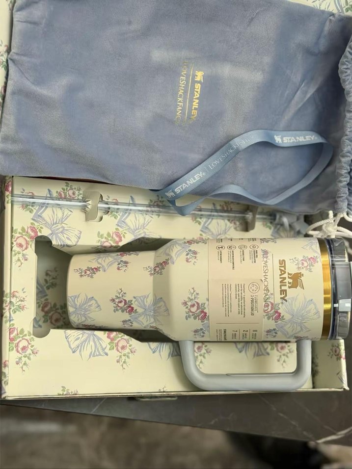 Stanley Çiçek Desenli - Görsel 3