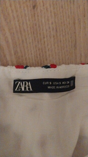 Zara Çicekli bluz