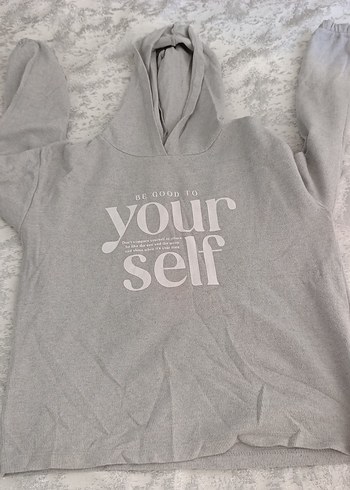 Gri Kapüşonlu Kadın Sweatshirt