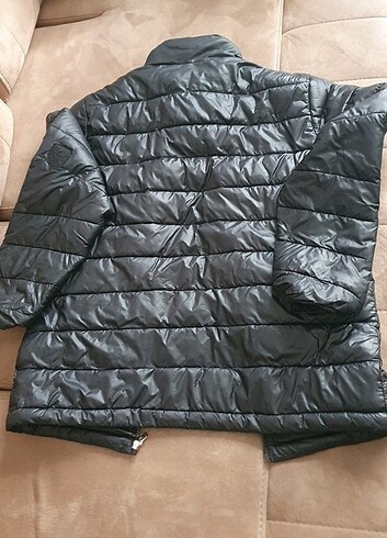 Diğer Jack & Jones Erkek Mont ? Şık ve Fonksiyonel Kışlık Mont