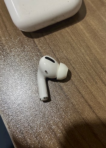 Beyaz Kablosuz Kulaklık Kutusu - Görsel 3