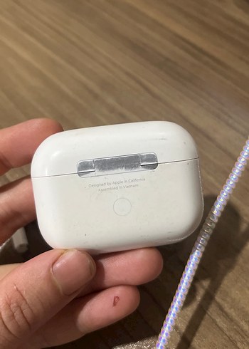 Beyaz Kablosuz Kulaklık Kutusu - Görsel 4