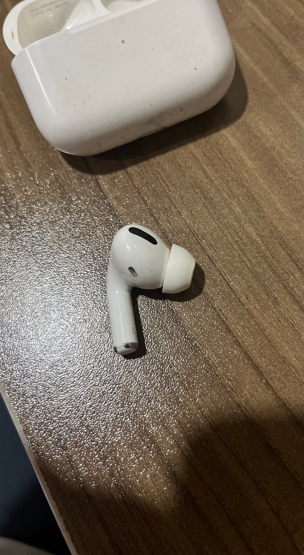 Beyaz Kablosuz Kulaklık Kutusu - Görsel 3