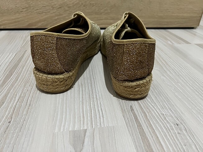 Guess espadrill ayakkabı - Görsel 3