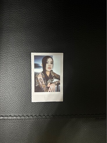 Jisoo polo