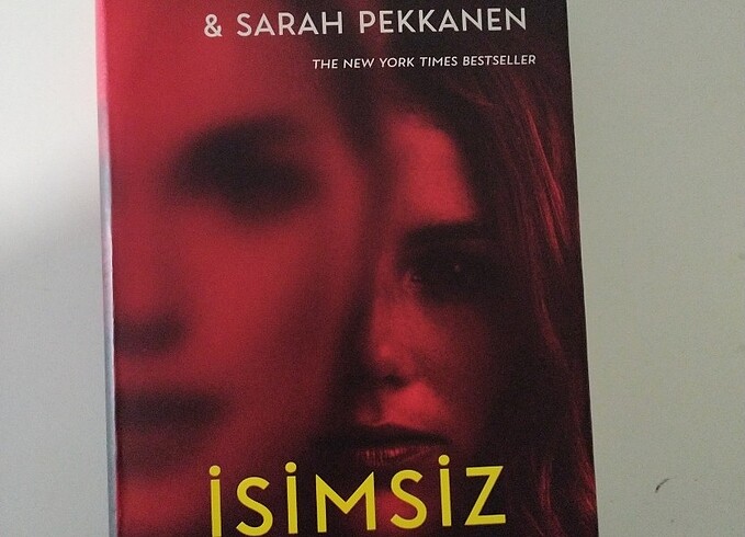 İsimsiz kız 
