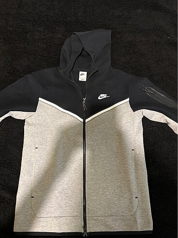 Nike Tech Fleece (panda) S beden