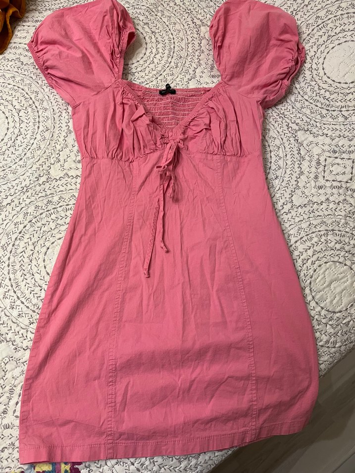 Pembe Keten V Yaka Fırfırlı elbise - Görsel 3