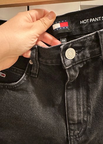 m Beden Orjinal Tommy Hilfiger kot şort