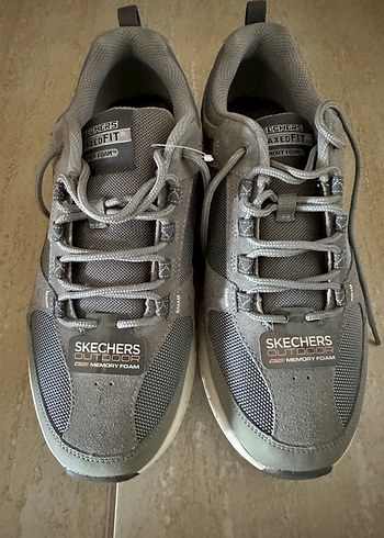 Skechers 43