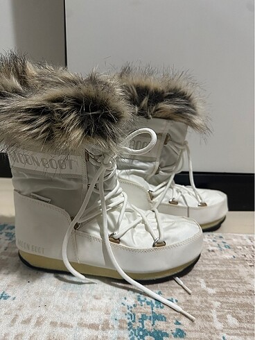 Moon Boot Kar botu