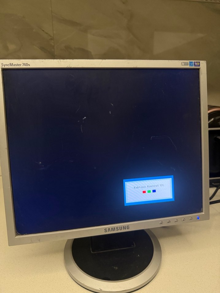 Samsung Gri SyncMaster 740n Monitör - Görsel 5
