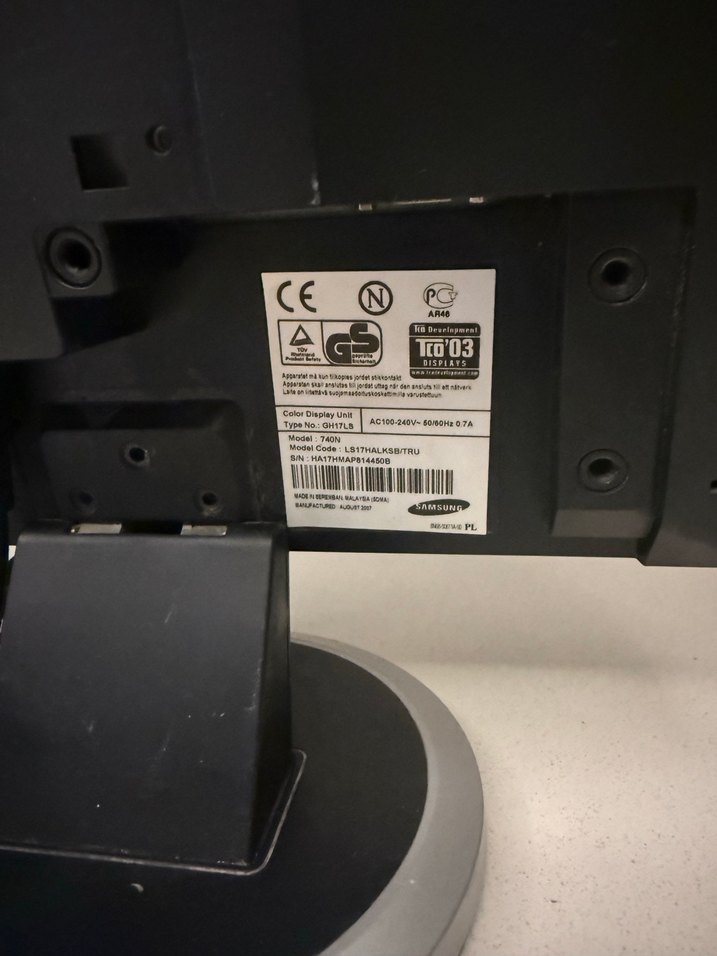 Samsung Gri SyncMaster 740n Monitör - Görsel 3