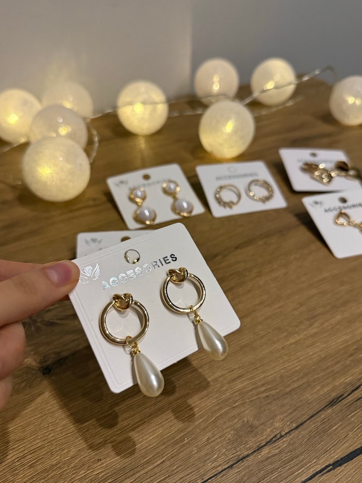 Altın Renk Mini Boncuklu Bohem Küpeler - Görsel 3