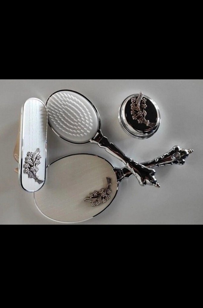 Nakışlı Beyaz Metal Ayna Seti - Görsel 3