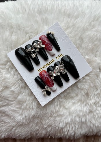 Siyah Taşlı ve Kelebek Detaylı Tırnak Süsü - Görsel 3