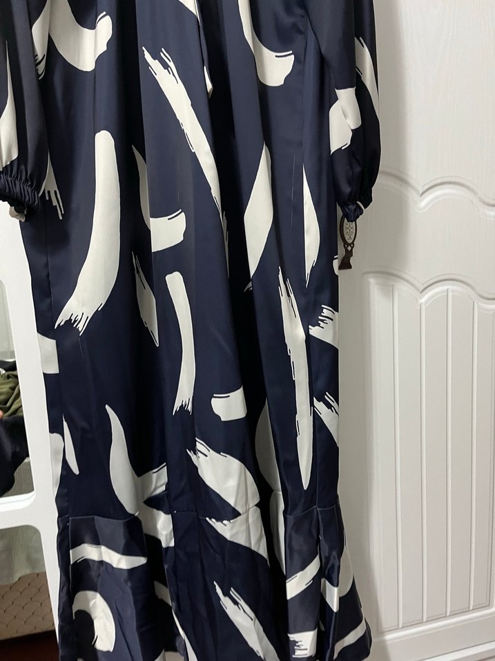 Gri Baskılı Mavi Uzun Salaş Kadın Elbise - Görsel 4