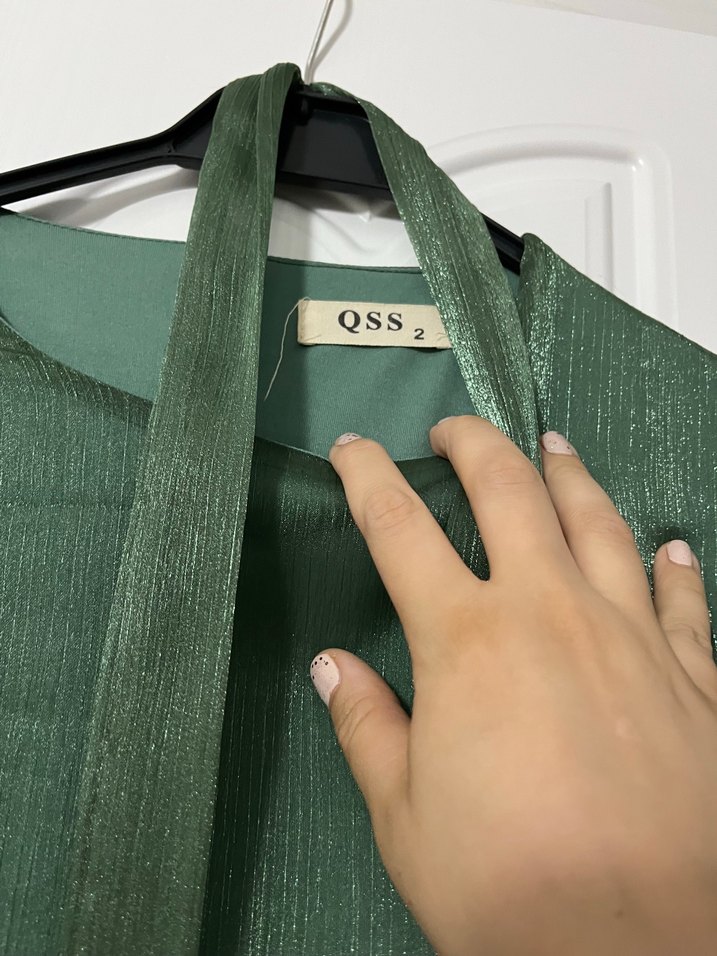 Parlak Yeşil Uzun Drapeli Kadın Abiye Elbise - Görsel 4