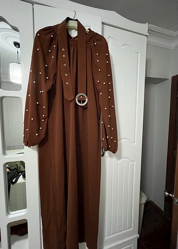 V Yaka Düğmeli Kahverengi Hamile Bluzu - Görsel 4