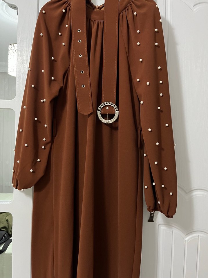 V Yaka Düğmeli Kahverengi Hamile Bluzu - Görsel 5