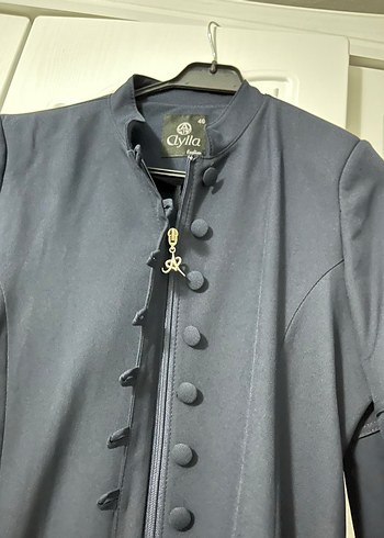 Düğmeli Siyah Kadın Uzun ferace - Görsel 5