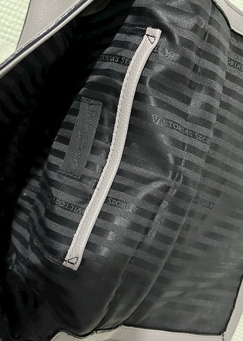 Gri Zincir Detaylı Kadın El Zinciri - Görsel 2