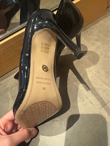 39 Beden Kurt geiger stiletto