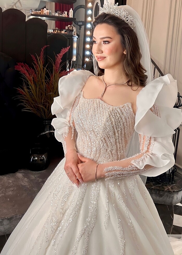 Volan detaylı prenses model gelinlik - Görsel 2