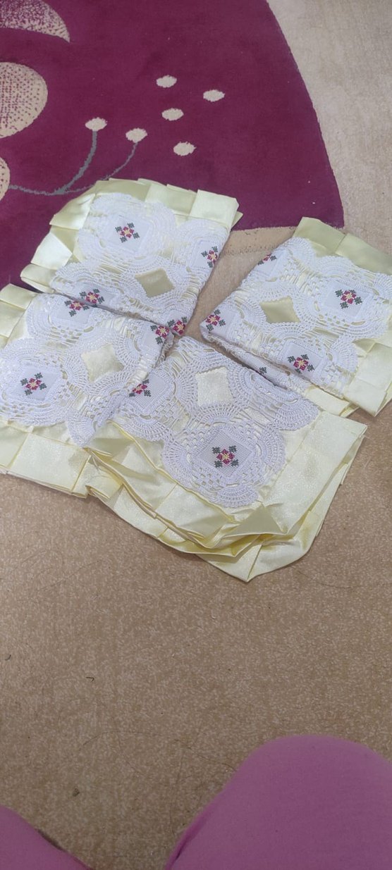 İşlemeli Beyaz Kırlent ve Kılıf Seti - Görsel 2