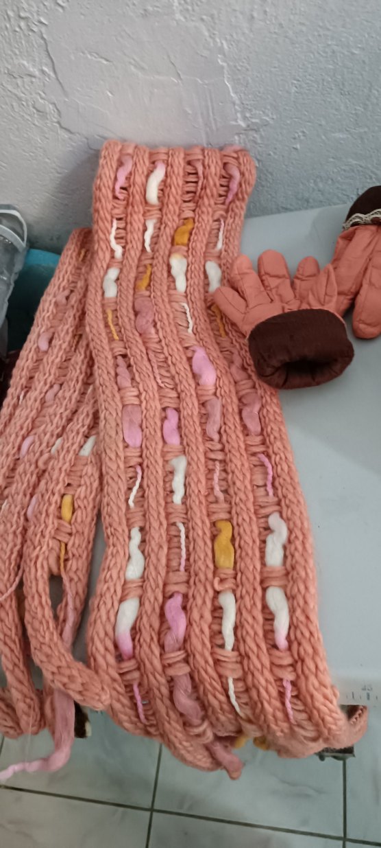 Kızlar İçin Nakışlı Pembe Örgü Eldiven - Görsel 3