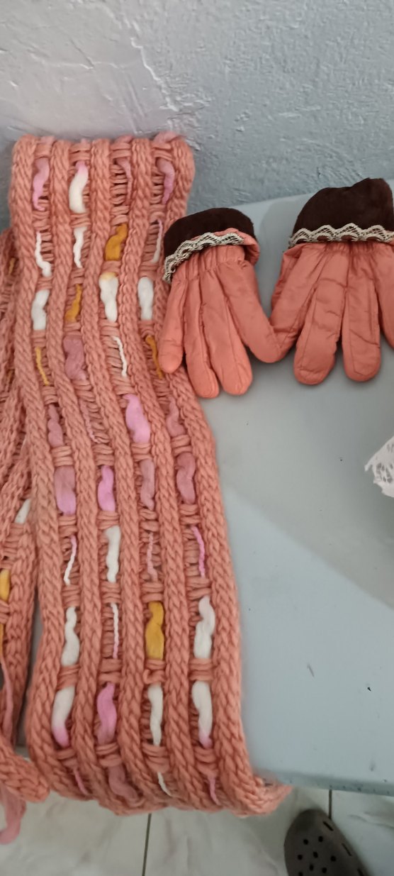 Kızlar İçin Nakışlı Pembe Örgü Eldiven - Görsel 5