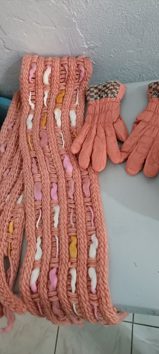 Kızlar İçin Nakışlı Pembe Örgü Eldiven - Görsel 2