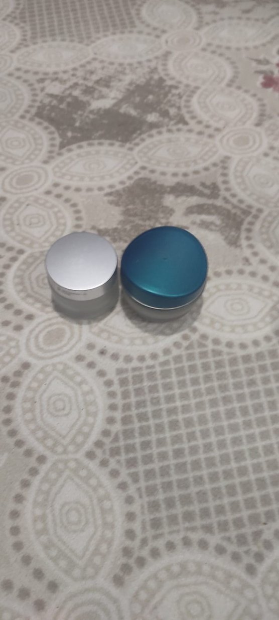 Çeşitli Makyaj ve Bakım Ürünleri - Görsel 3