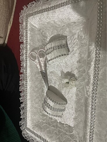 Diğer Nişan tepsisi