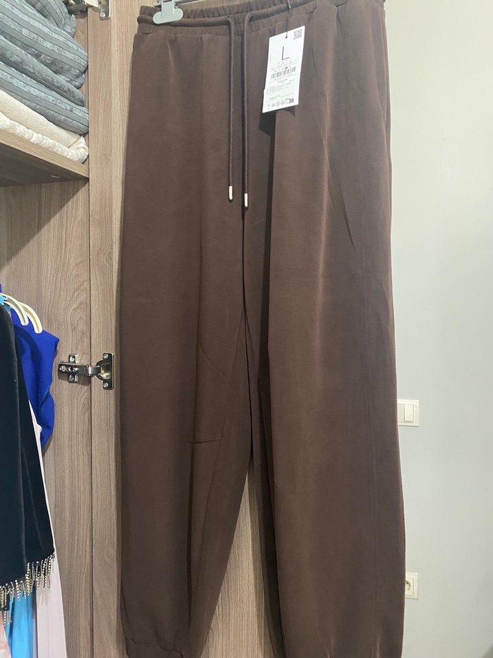 Kahverengi Rahat Kesim Kadın Eşofman - Görsel 4