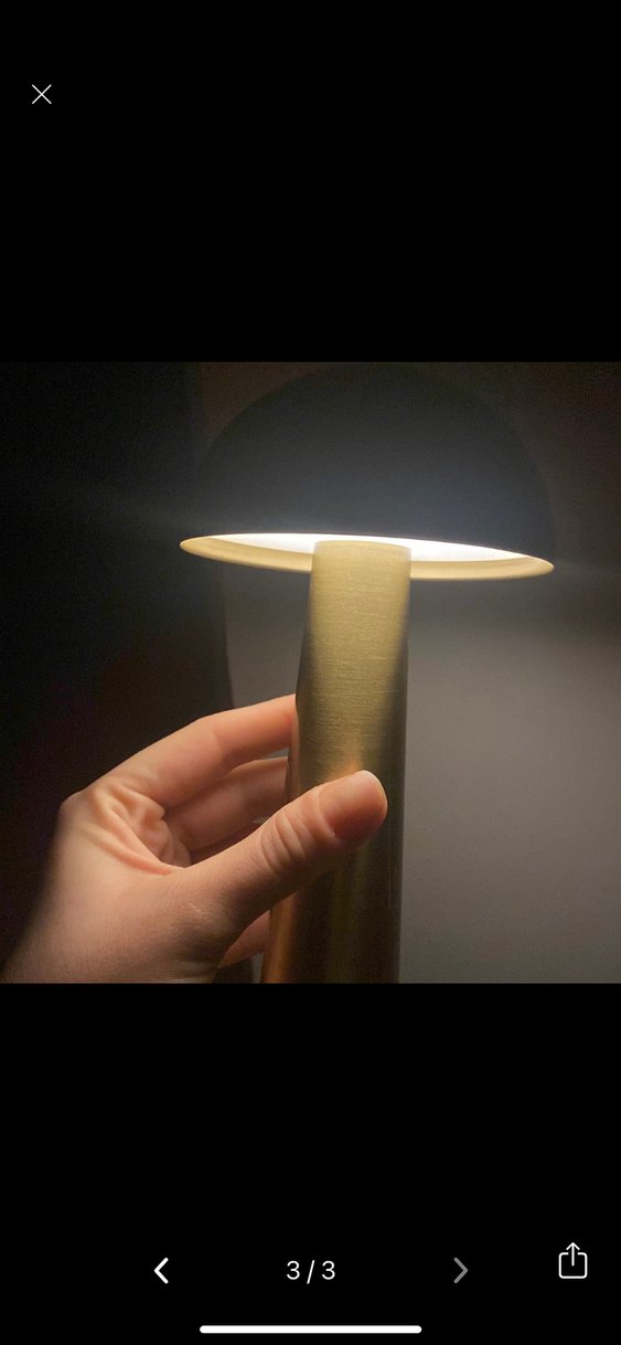 Parlak Altın Masa Lambası - Görsel 3