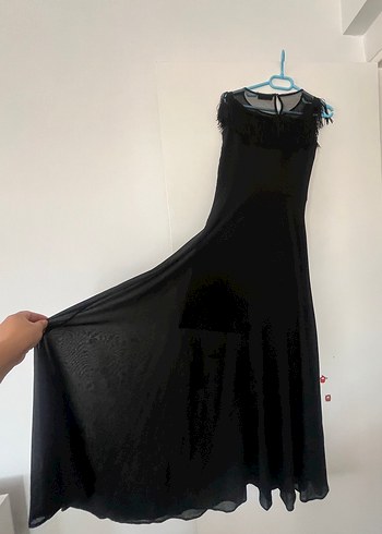 38 Beden Siyah Fırfırlı Uzun Kolsuz Elbise