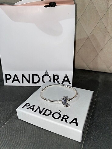 Pandora moments ışıltılı ay klipsli yılan zincirli bileklik
