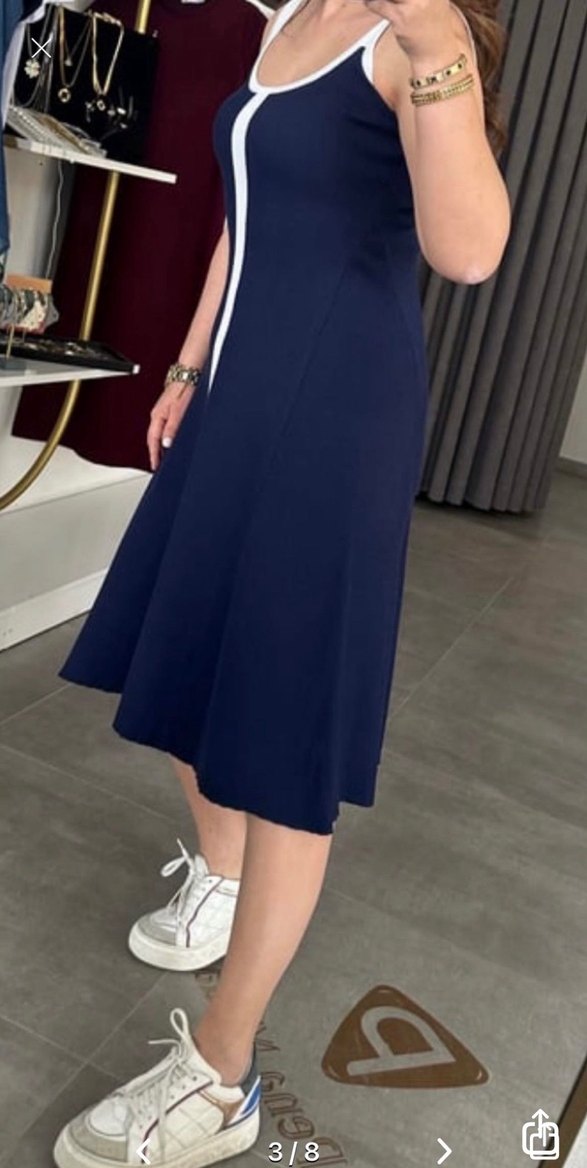 Mavi V Yaka Kısa Örgü Atlet - Görsel 4