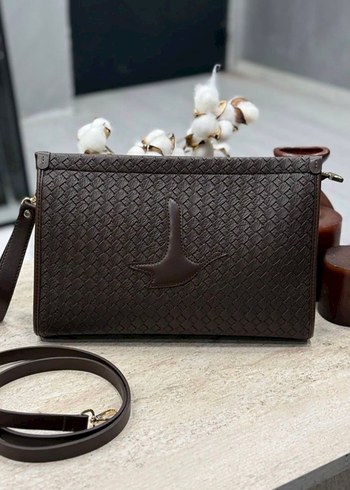 Kahverengi Deri Nakışlı Kadın Çanta - Görsel 2