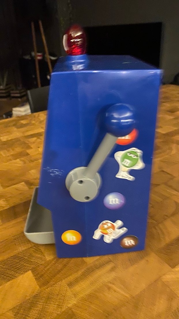 Renkli M&M's Temalı Slot Makinesi - Görsel 2