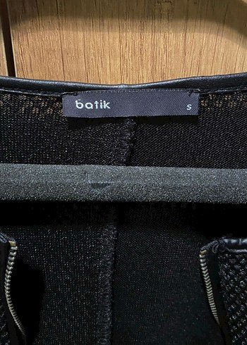 Batik Deri Detaylı Siyah Fermuarlı Kadın Ceket - Görsel 5