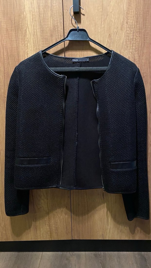 Batik Deri Detaylı Siyah Fermuarlı Kadın Ceket - Görsel 2