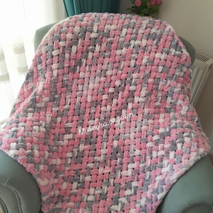 Pembe Örgü bebek Yeleği ve  Battaniyesi - Görsel 2