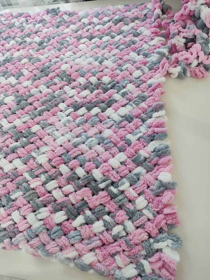 Pembe ve Gri Çocuk Örgü Battaniye - Görsel 2