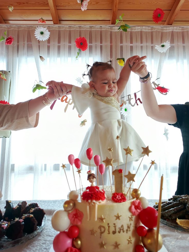 Kız Çocuk Beyaz Nakışlı Straplez Elbise - Görsel 2